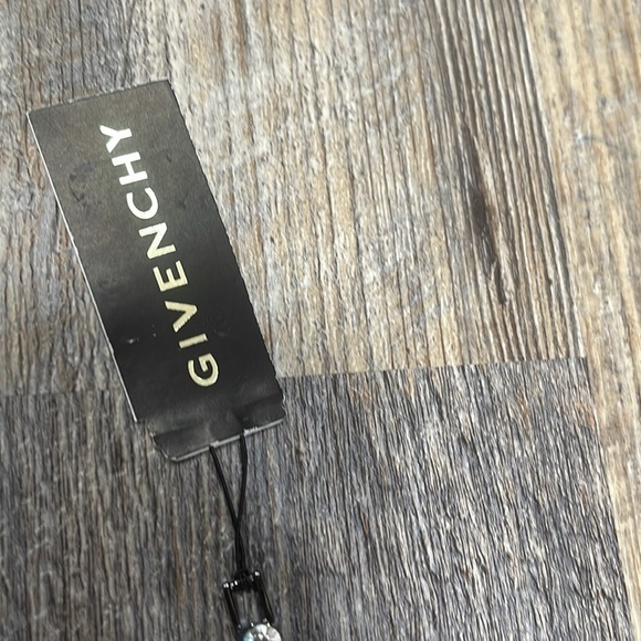 Givenchy bracelet - Picture 4 of 7